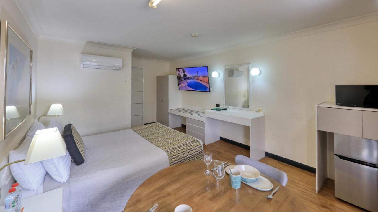 The Palms Dubbo Μοτέλ Δωμάτιο φωτογραφία