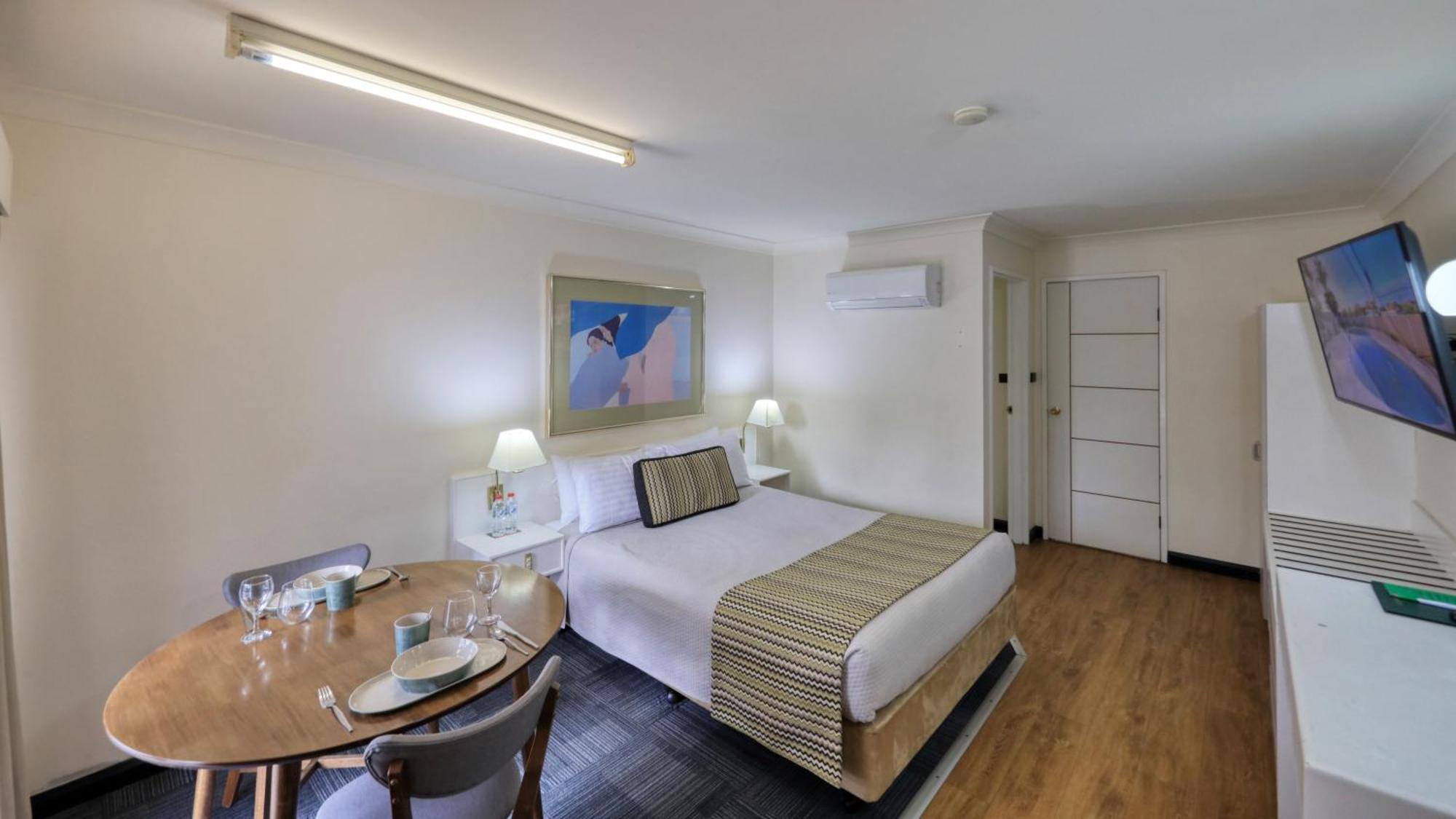 The Palms Dubbo Μοτέλ Δωμάτιο φωτογραφία