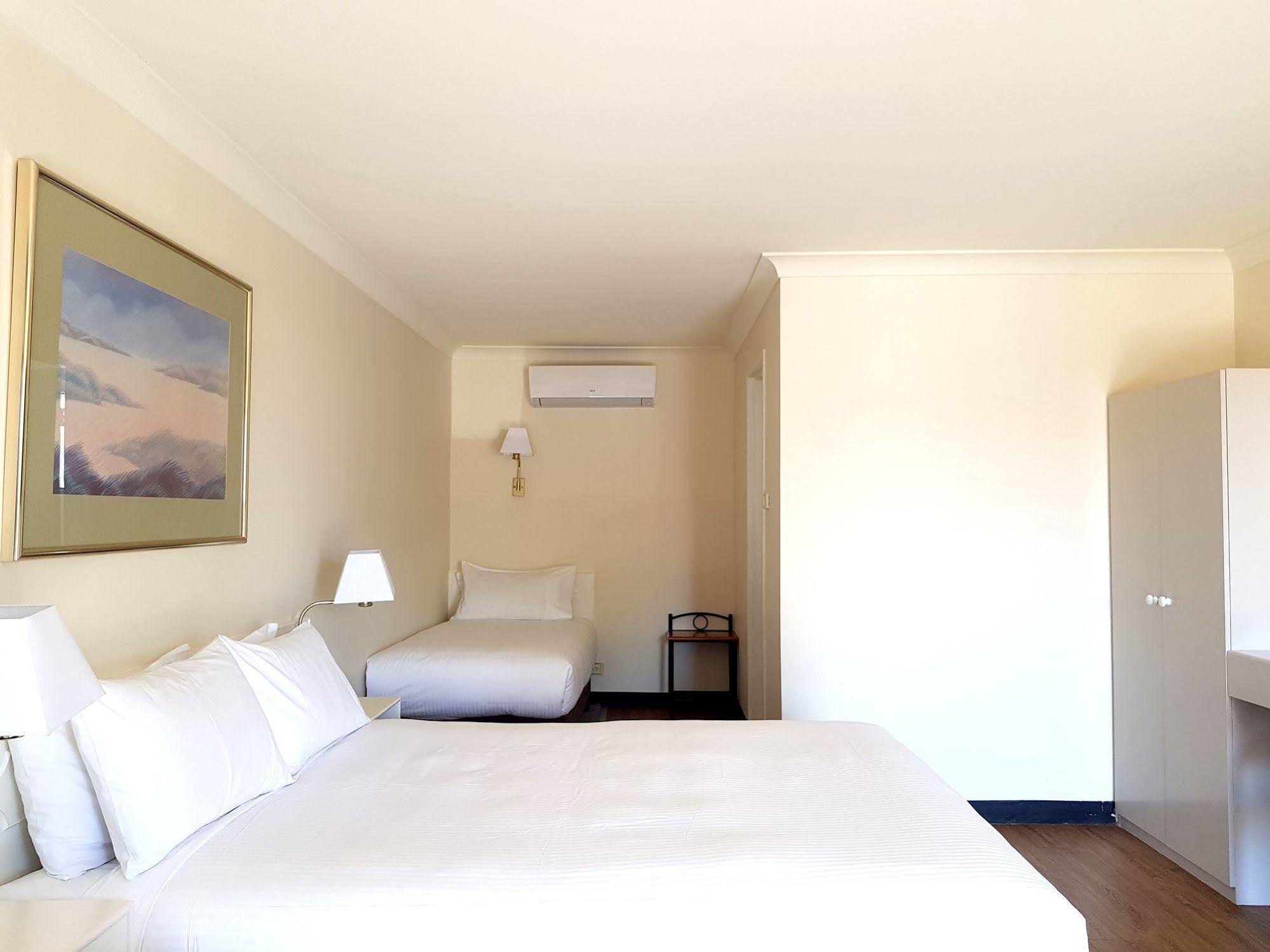 The Palms Dubbo Μοτέλ Εξωτερικό φωτογραφία