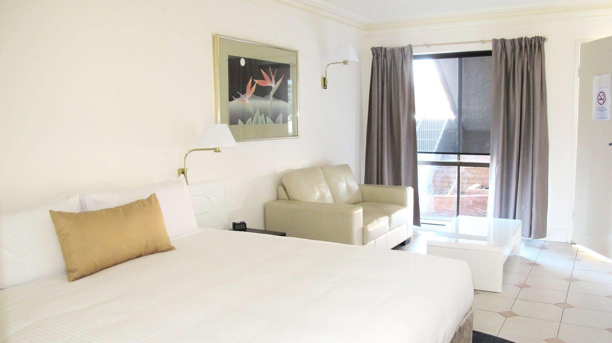 The Palms Dubbo Μοτέλ Εξωτερικό φωτογραφία